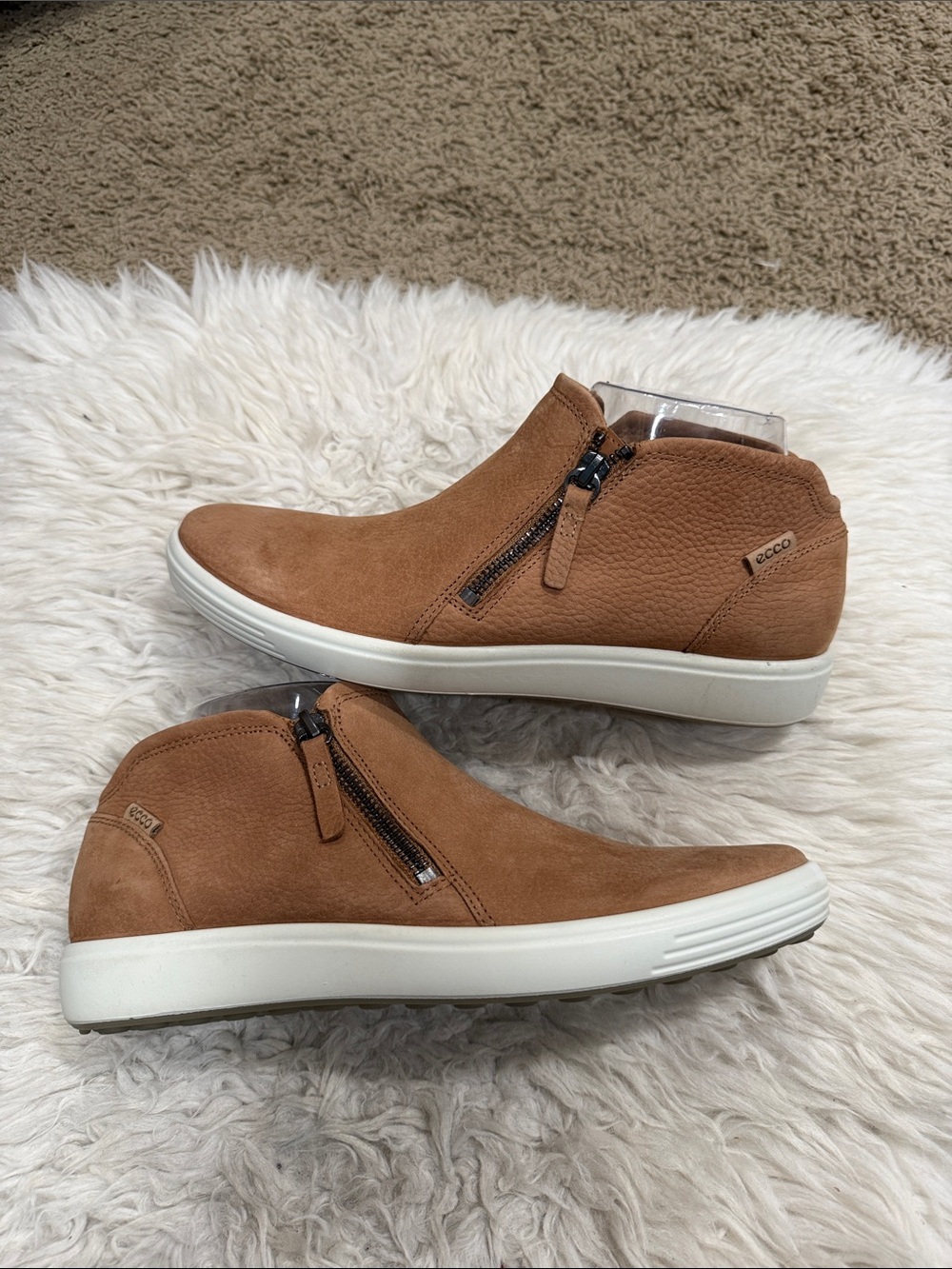 ECCO Soft 7 Women's Nubuck Zip Bootie In Camel Brown Size 9-9.5 EU 40